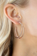 Load image into Gallery viewer, Rustic Curves - Rose Gold hoop earring  625
