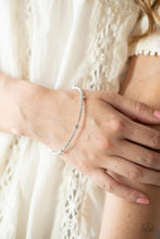 Load image into Gallery viewer, Upgraded Glamour - White bracelet 565
