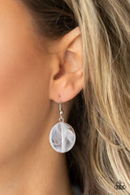 Load image into Gallery viewer, Beach Day Demure - White necklace A051
