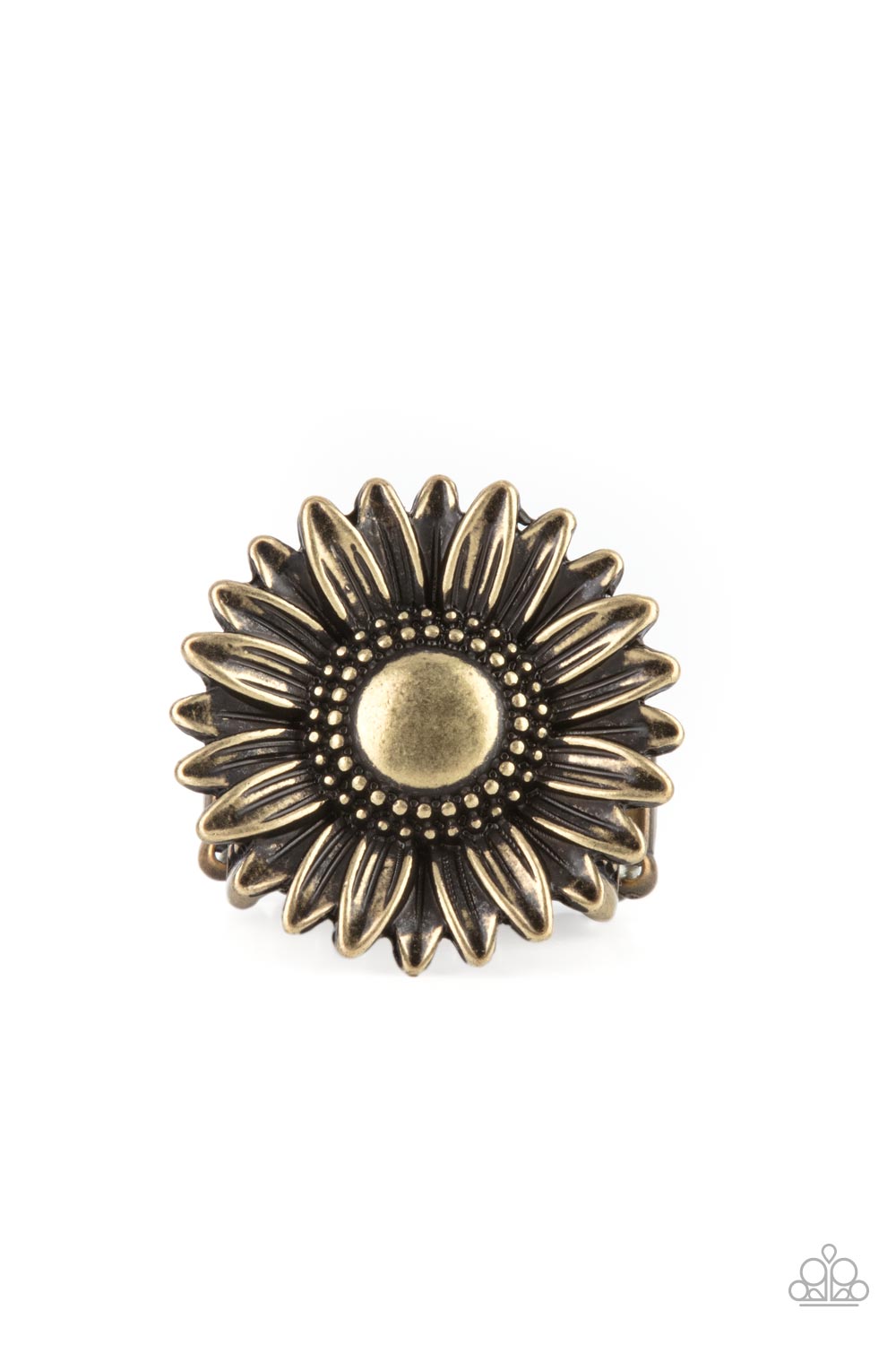 Farmstead Fashion - Brass ring A047