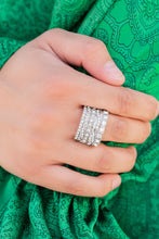 Load image into Gallery viewer, Exclusive Elegance - White ring A002
