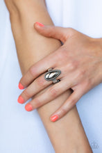 Load image into Gallery viewer, Mystical Marvel - Silver ring 850
