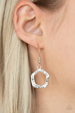 Load image into Gallery viewer, Urban Circus - Blue necklace B126
