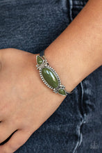 Load image into Gallery viewer, Tribal Trinket - Green bracelet B064
