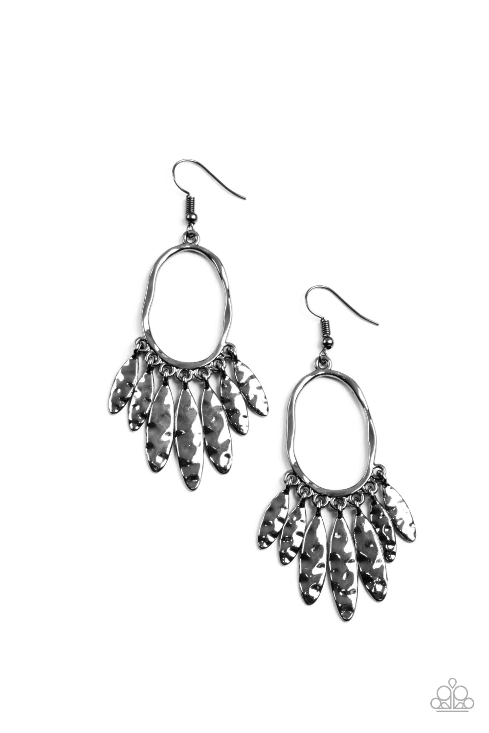 Artisan Aria - Black earring B109