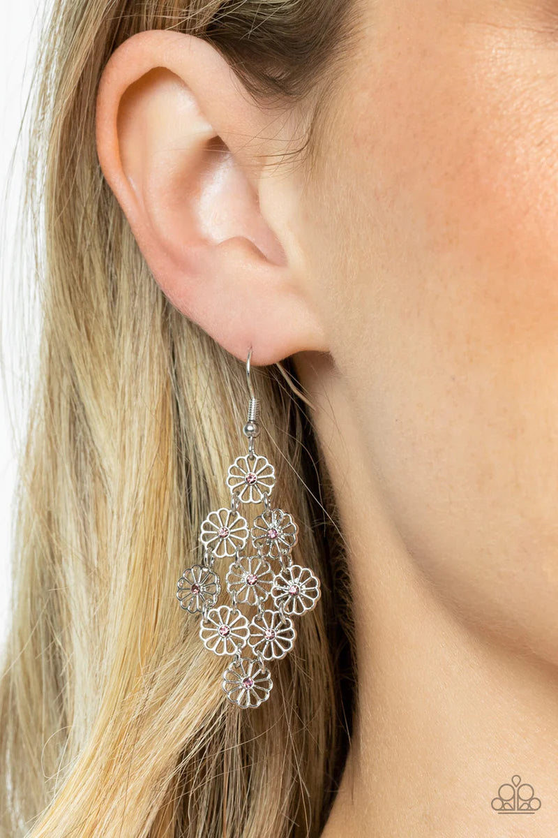 Bustling Blooms - Purple earring B119