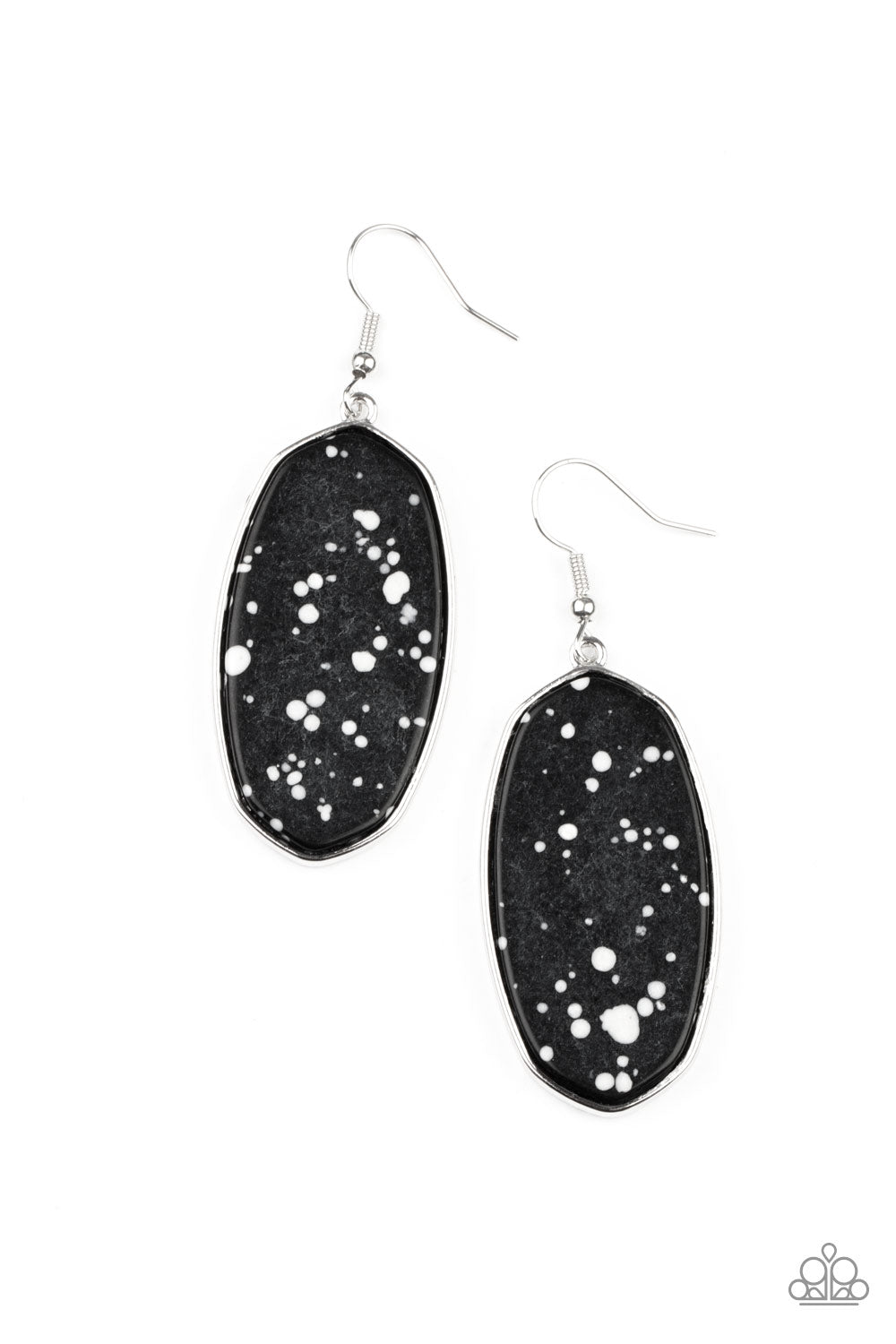 Stone Sculptures - Black earring A052