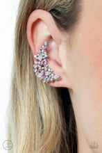 Load image into Gallery viewer, Prismatically Panoramic - Pink ear crawler D033
