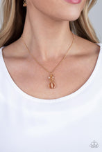 Load image into Gallery viewer, Clustered Candescence - Gold necklace B085
