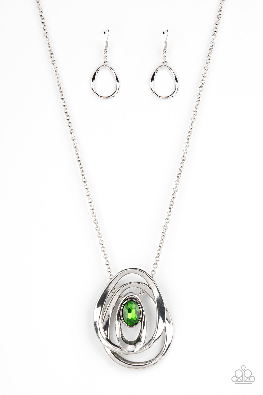 Luminous Labyrinth - Green necklace D012