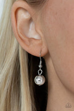 Load image into Gallery viewer, Stone Age Adventurer - Black necklace B124
