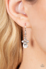 Load image into Gallery viewer, Flawlessly Famous - Red necklace B083
