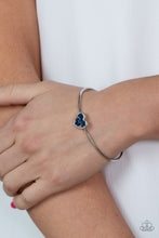 Load image into Gallery viewer, Heart of Ice - Blue cuff bracelet D020
