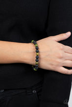 Load image into Gallery viewer, Molten Mogul - Green lava bead bracelet A052

