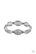 Load image into Gallery viewer, Garden Rendezvous - Silver bracelet A077B
