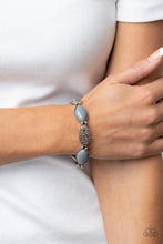 Load image into Gallery viewer, Garden Rendezvous - Silver bracelet A077B
