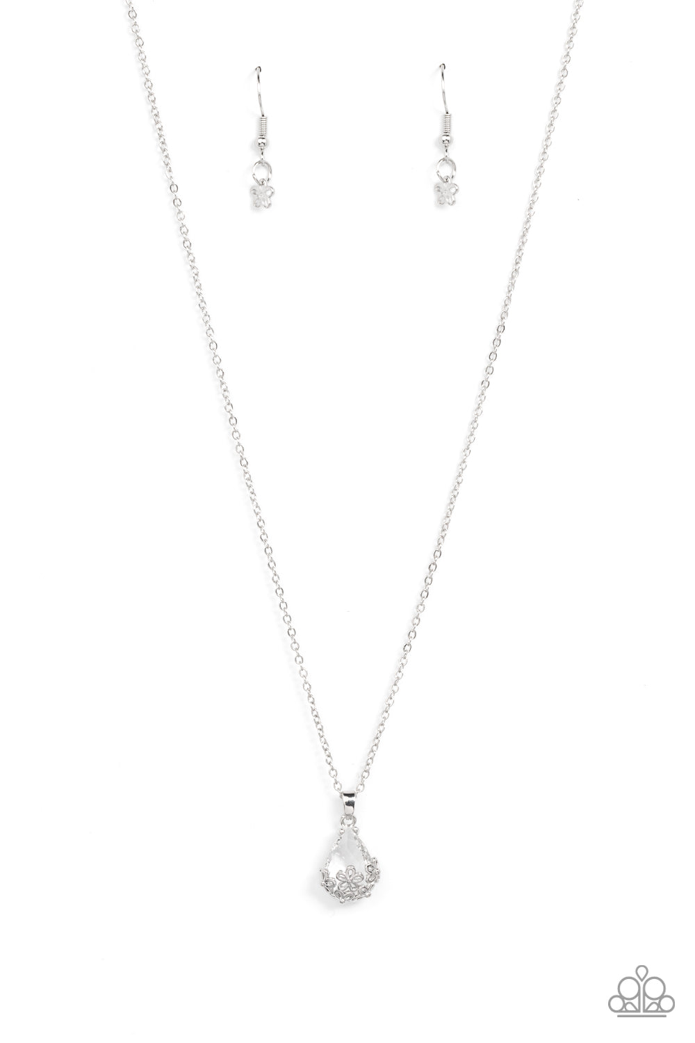 Flower Patch Fabulous - White necklace 524