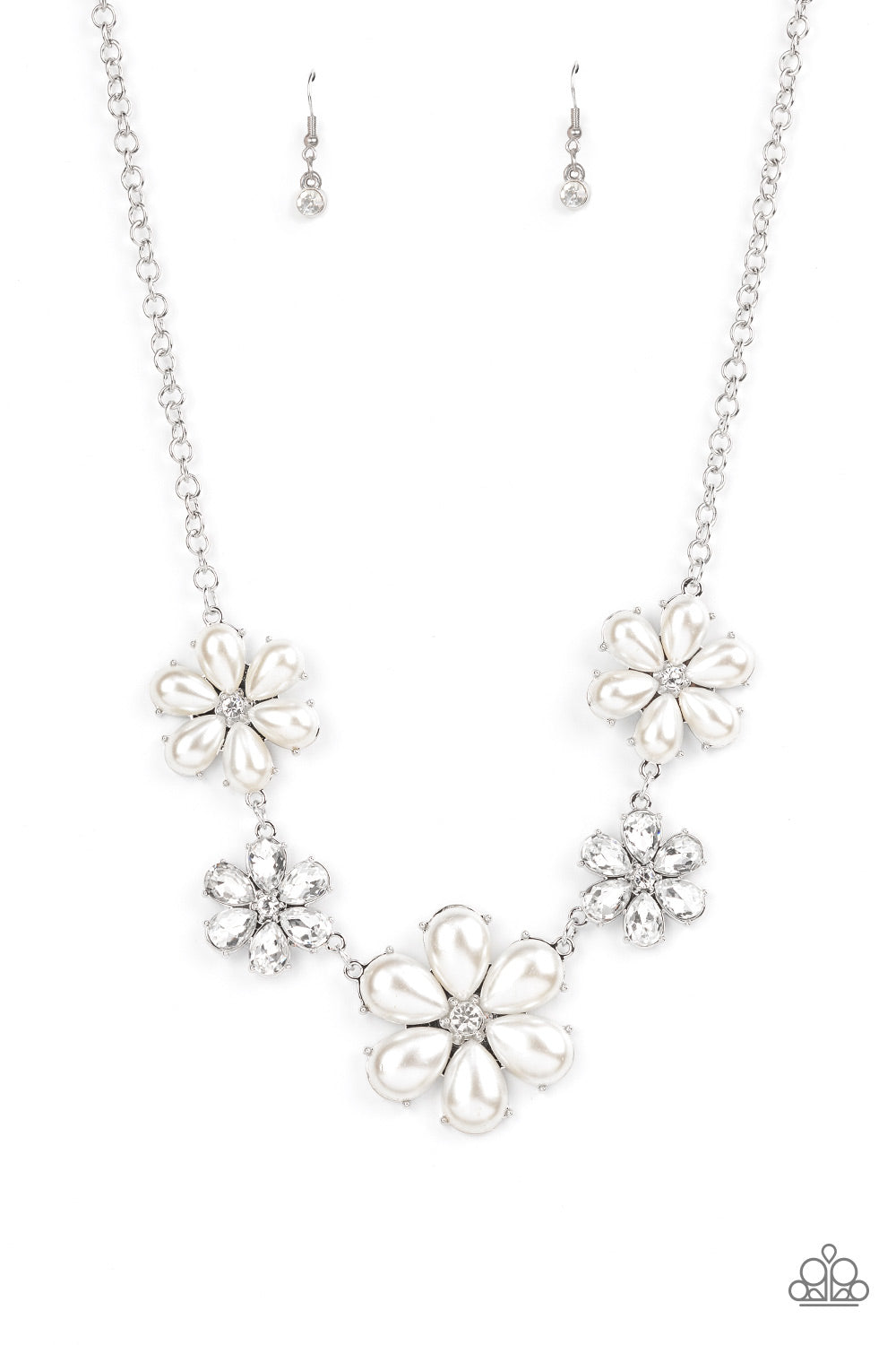 Fiercely Flowering - White necklace D042