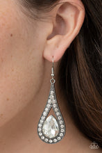 Load image into Gallery viewer, A-Lister Attitude - White earring D062

