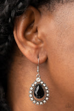 Load image into Gallery viewer, Divinely Duchess - Black earring 1857
