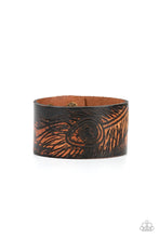 Load image into Gallery viewer, Positively Peacock - Black urban bracelet A024
