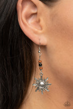 Load image into Gallery viewer, Sunshiny Days - Black earring B120
