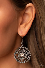 Load image into Gallery viewer, Tangible Twinkle - Brown earring B104
