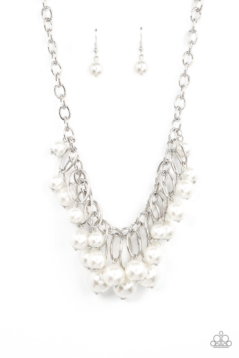 Powerhouse Pose - white Necklace C021