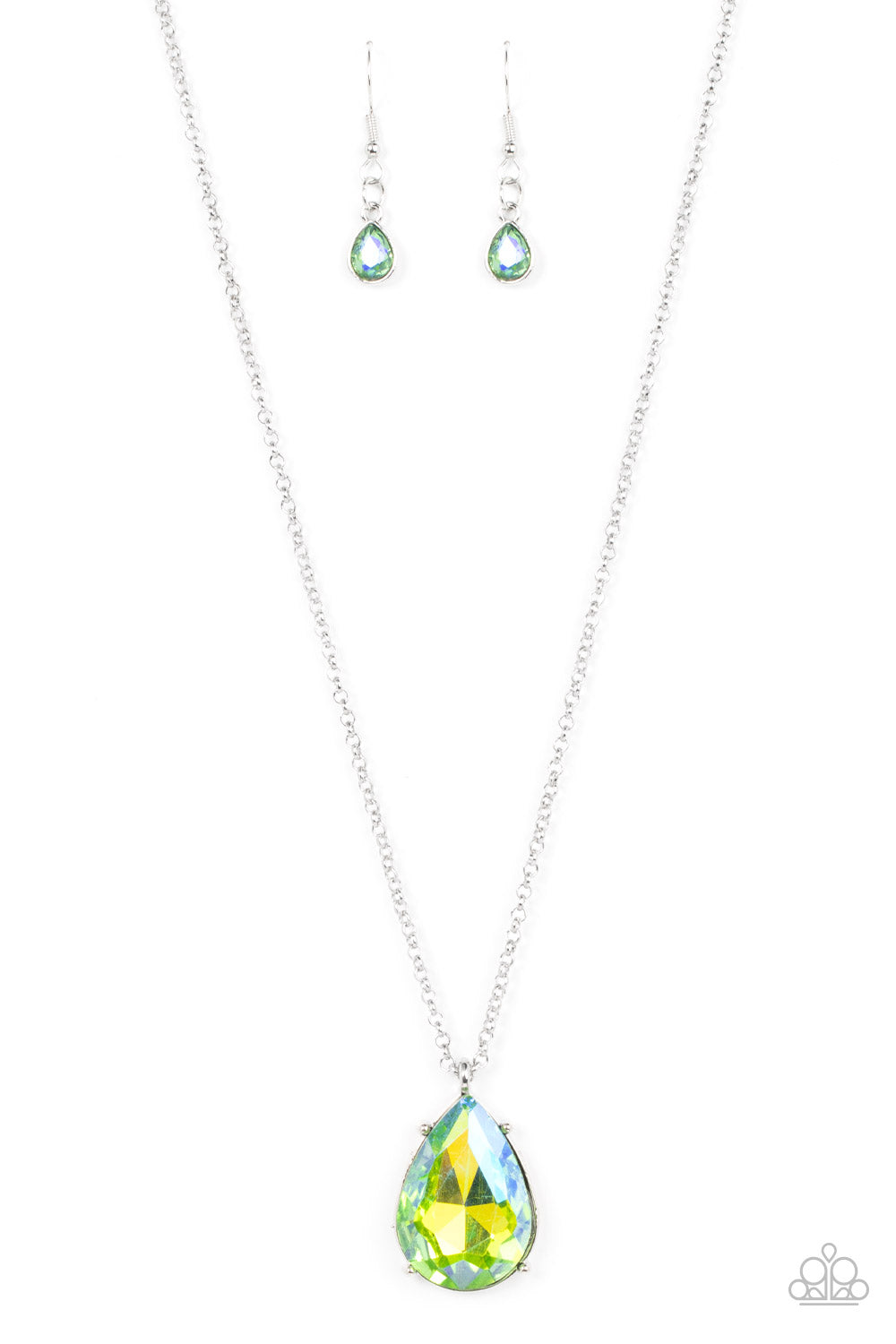 Illustrious Icon - Green necklace D004