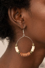 Load image into Gallery viewer, Earthy Esteem - Brown earring B120
