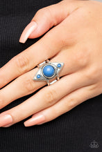 Load image into Gallery viewer, Pivoting Point - Blue ring C023C
