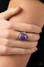 Load image into Gallery viewer, Earth Hearth - Purple ring C024A
