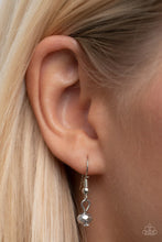 Load image into Gallery viewer, Petitely Prismatic - Silver necklace C005
