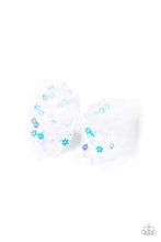 Load image into Gallery viewer, Sugar Plum PRAIRIE - White hair clip 526
