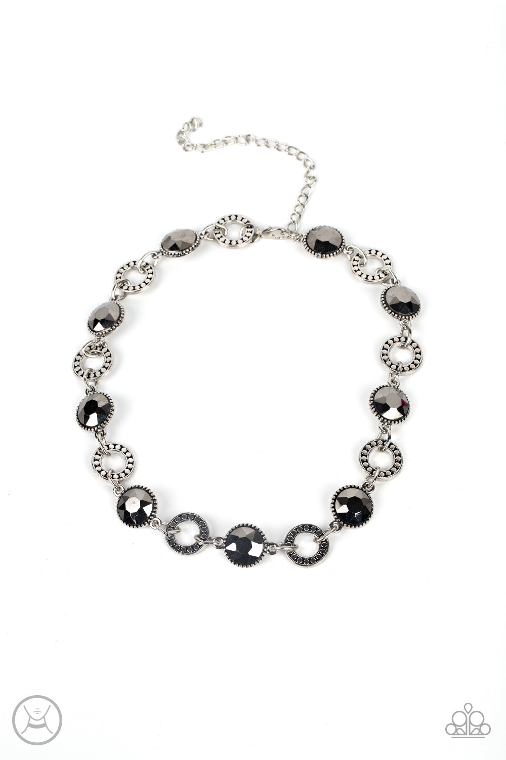 Rhinestone Rollout - Silver  necklace A068