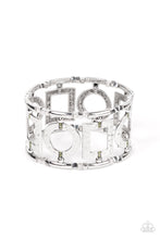 Load image into Gallery viewer, Framed and Fabulous - Green bracelet B122
