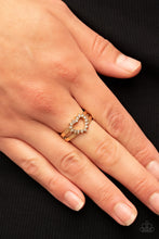 Load image into Gallery viewer, First Kisses - Gold ring B108
