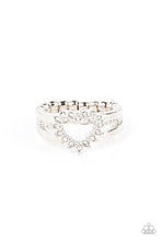 Load image into Gallery viewer, First Kisses - White ring D051
