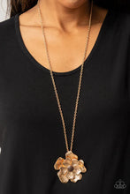 Load image into Gallery viewer, Homegrown Glamour - Gold necklace B122
