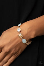 Load image into Gallery viewer, Jewelry Box Bauble - Gold bracelet B121
