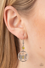 Load image into Gallery viewer, Fabulous Flutter - Yellow earring B113
