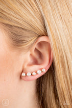 Load image into Gallery viewer, Drop-Top Attitude - Gold ear crawler A084
