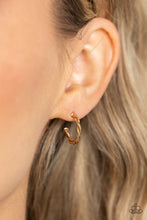 Load image into Gallery viewer, Irresistibly Intertwined - Gold hoop earring 1839
