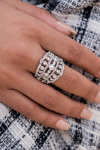 Load image into Gallery viewer, Sailboat Bling - White ring C024A
