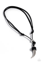 Load image into Gallery viewer, Show Your Claws - Black urban necklace B130
