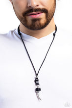 Load image into Gallery viewer, Show Your Claws - Black urban necklace B130
