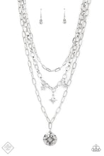Load image into Gallery viewer, Under the Northern Lights - White necklace D071
