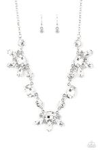 Load image into Gallery viewer, GLOW-trotting - White necklace  B126
