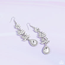 Load image into Gallery viewer, Water Lily Whimsy - White earring FEB 2023 LOP D019
