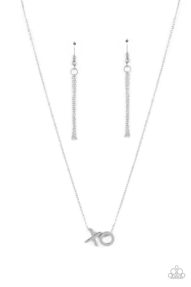Hugs and Kisses - silver necklace D063